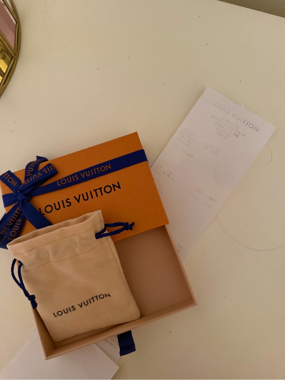 LV Confidential Bracelet - Picture 6 of 7